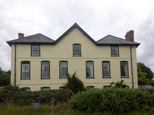 hemlock towers facade